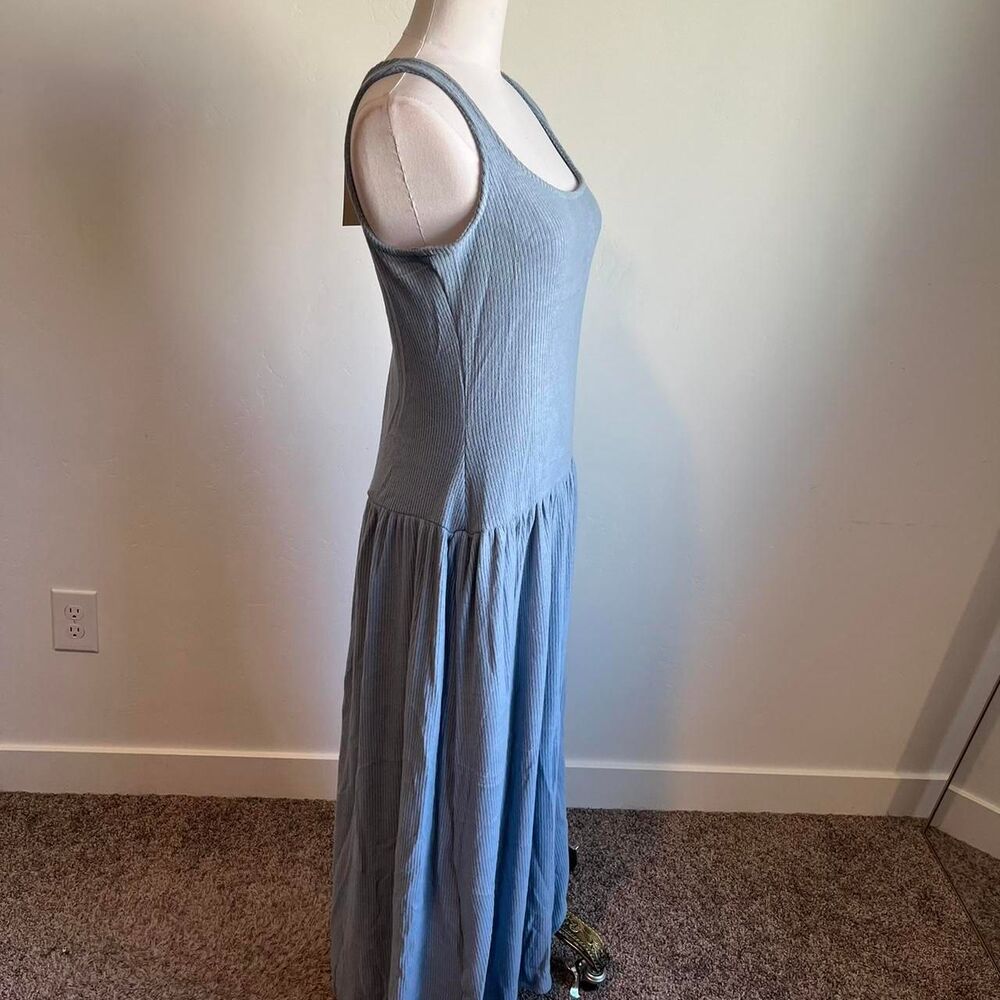 NWT universal threads blue maxi drop waist ribbed dress. Size small. - Picture 2 of 5